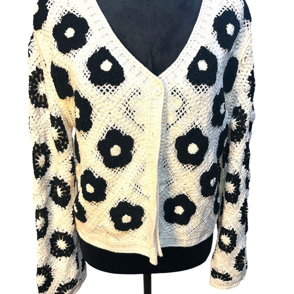 NWOT Black and White Crochet Floral Knit Cardigan - Picture 1 of 10